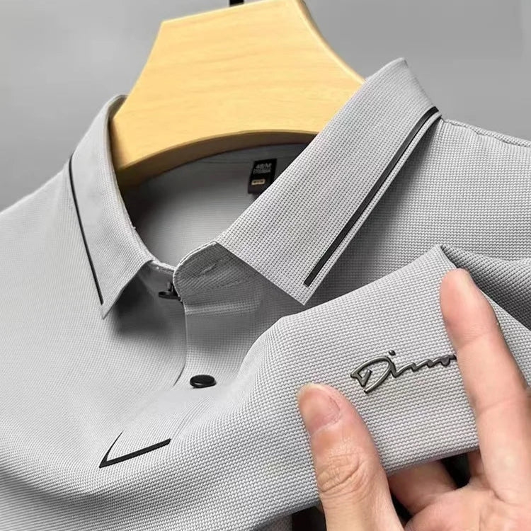 camisa masculina polo detalhe na gola e logo